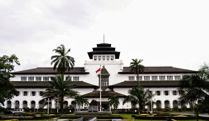 Paket Wisata Gedung Sate